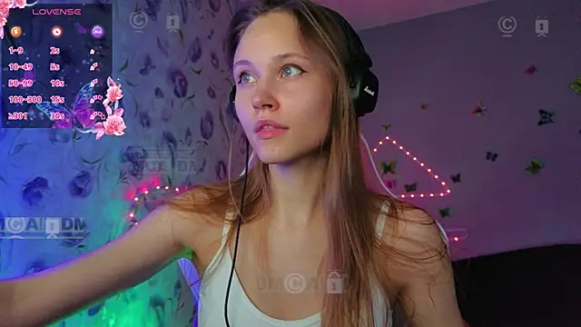 Armurra15 live cam on StripChat
