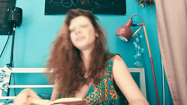 VivienDarkbloom webcam