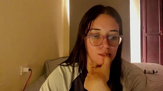 atenas_05_ - Atenas_05_'s free webcam - UK Sex Cams