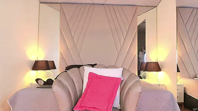 TokioMilf webcam