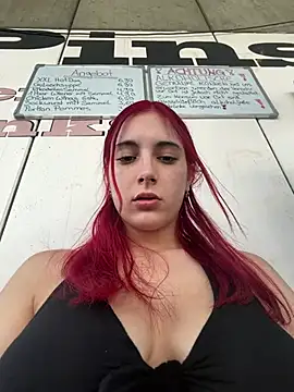 sexymelli18 webcam