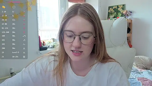 urstripchatgf webcam