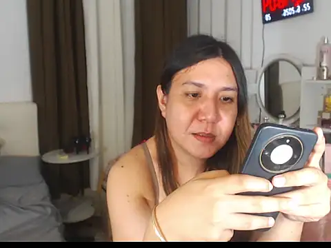 stellahugeX webcam