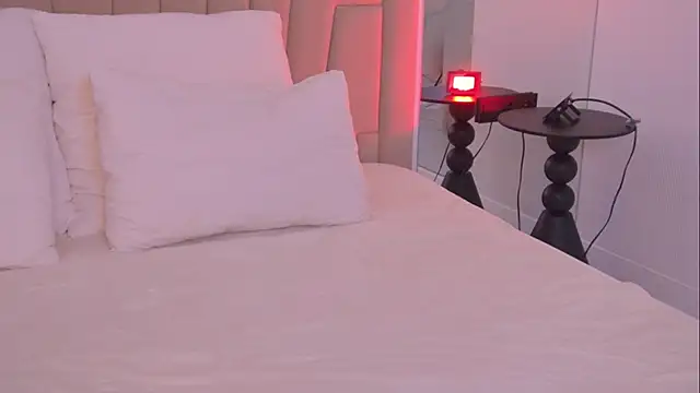 LisaDeviss webcam