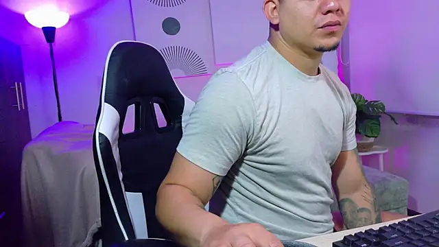 _robertobaggioo webcam