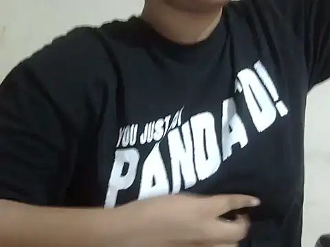 shivi_jaan webcam