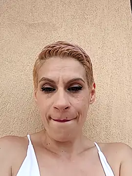 KittyDesiree webcam