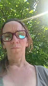 Dettybitch40 webcam