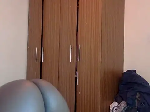 Sexy-suzy webcam
