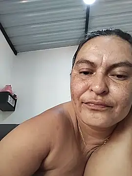 Horny-Mommy-Dirty webcam