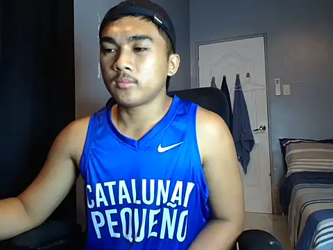 pinoyAdrianneXXX webcam
