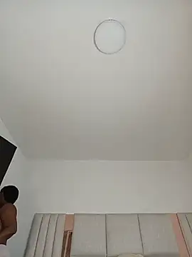 MadameEbony webcam