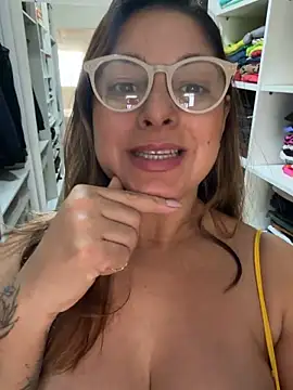 Mariiii_morena webcam