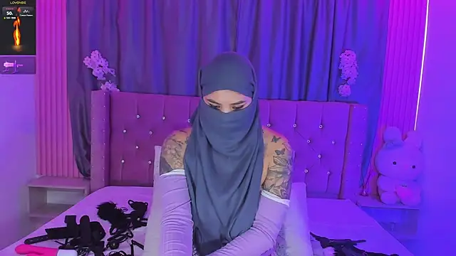 Nayla-Mouna webcam