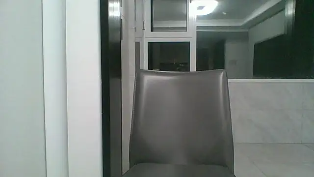nole_china7 (Ask my age) - talk / fun / cum