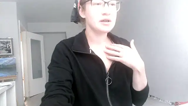 Alice_newhome webcam