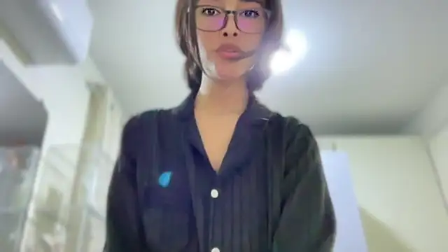 Lovable_with_bigsurprise webcam