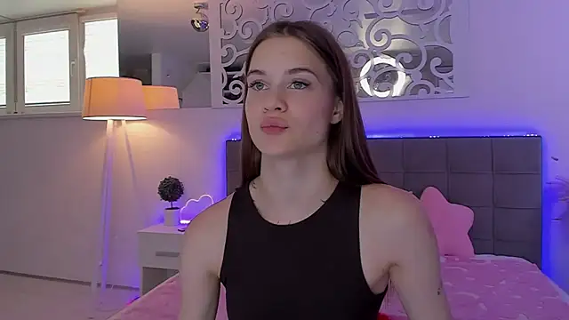 LuisaClover webcam