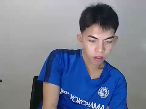 urhotsilverboy (M twink) - can u make me cum today