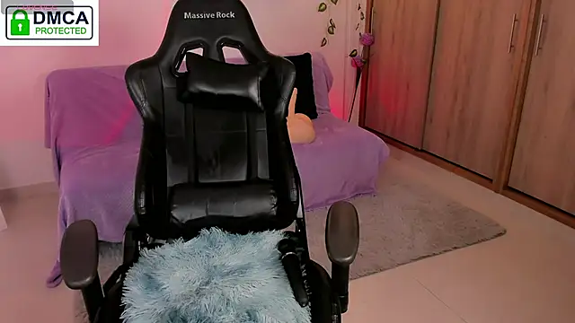 aleja_montiel__ webcam