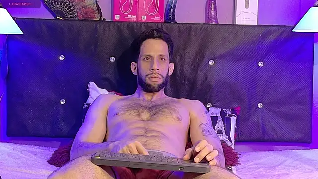 Karim_mansur webcam