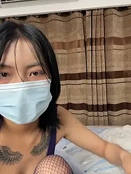 zzmm001 live cam on StripChat