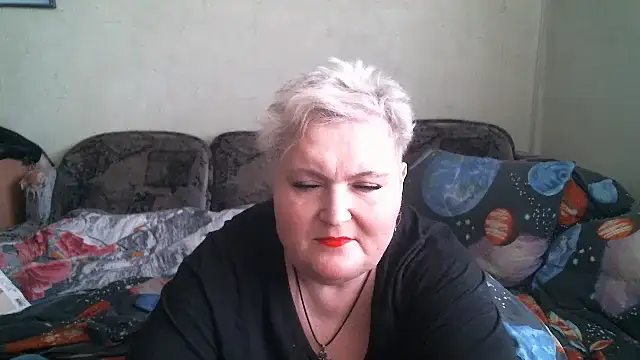Lana555 live cam on StripChat
