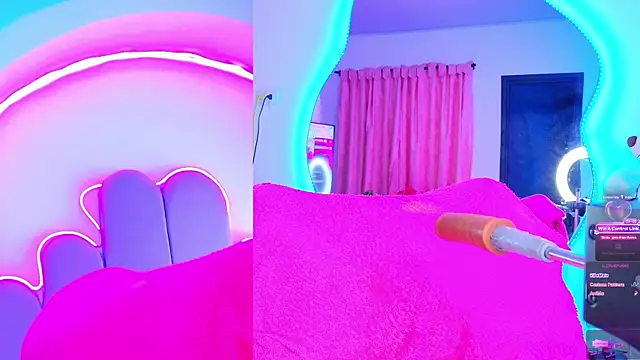 NathaxaLeans webcam
