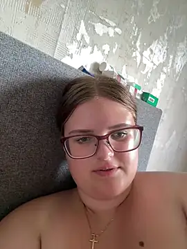 CurvyPaar2 webcam