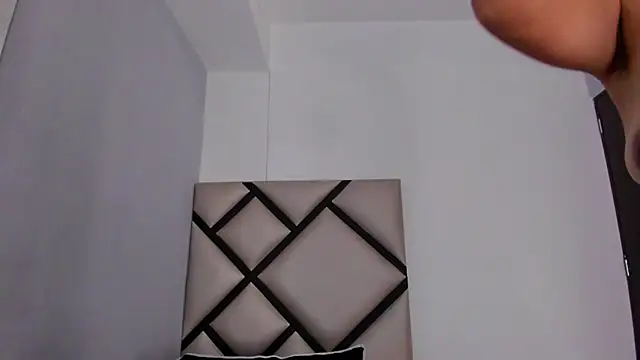 Lucy-23 webcam