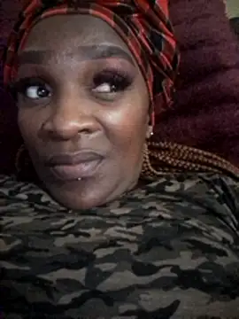 SexyDarkChoklit webcam