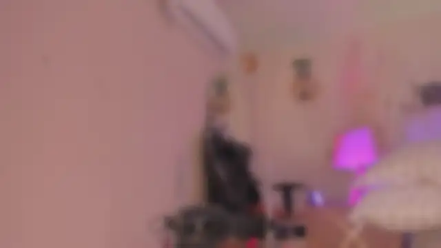 YariRose webcam