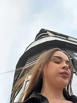 KristiRich webcam
