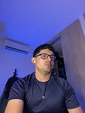 TroyeSavage webcam