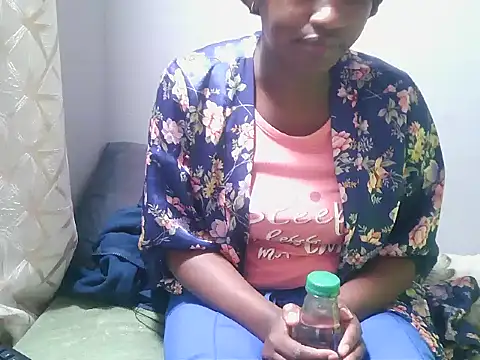 DimpleQueen_01 webcam