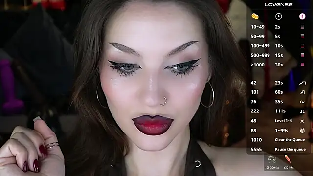MistressDarsy webcam