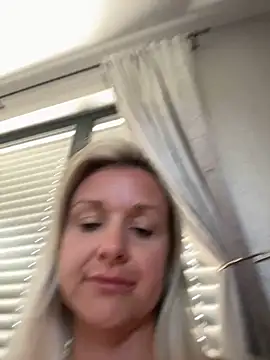 Bella-Tight webcam