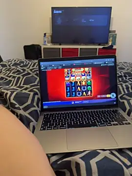 wiganchavv live sex cam