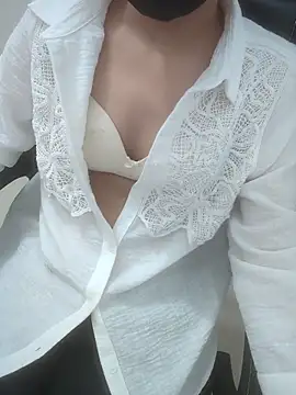 sushmita0 webcam