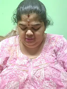 tamilthanushri webcam