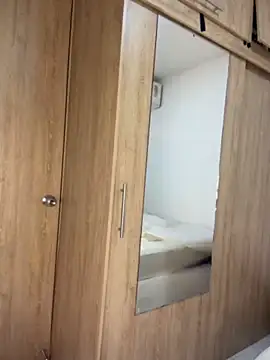 emily-Hornyy webcam