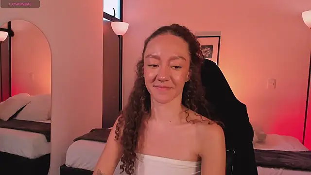 ChloeMoreti webcam