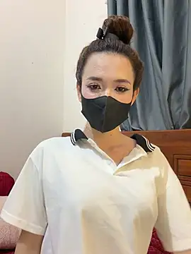 Quynhbabysexy webcam