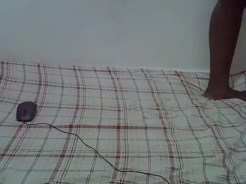 Queen-Alicia webcam