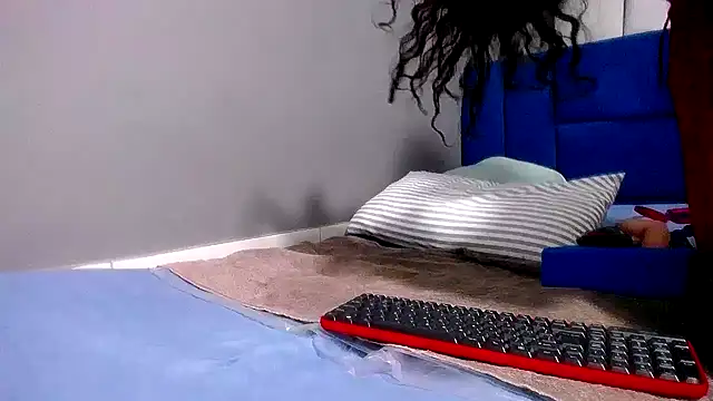 Lelety79 webcam