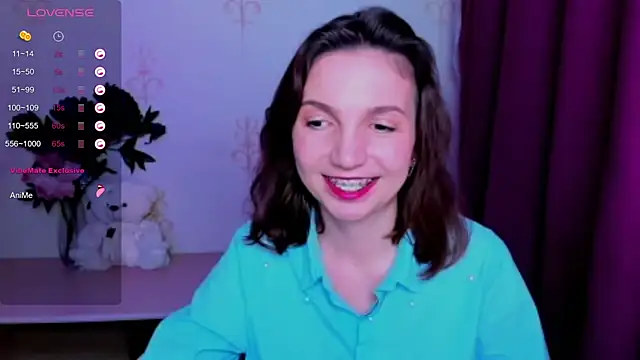 KindHazelHere_ webcam