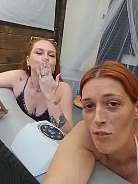 Mila_Rouquine webcam