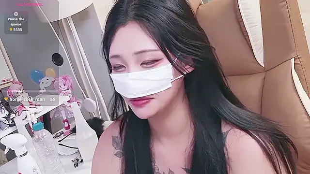 Milk_Sola webcam