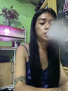 EnviousMaddie webcam