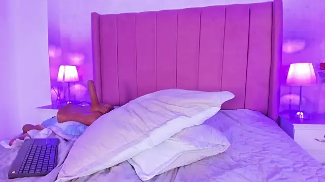 amy_flaker